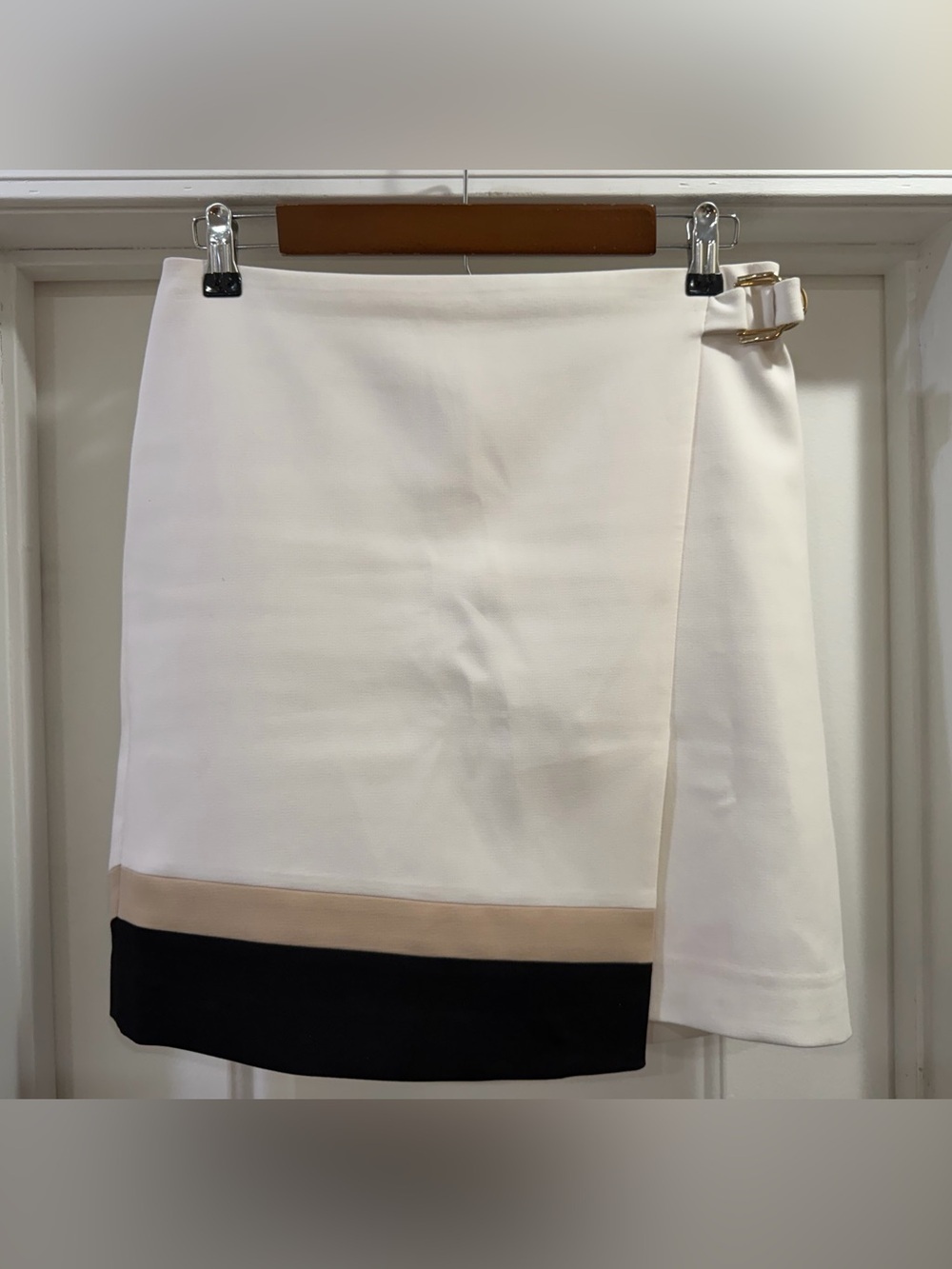 White House Black Market Skirt Size 4